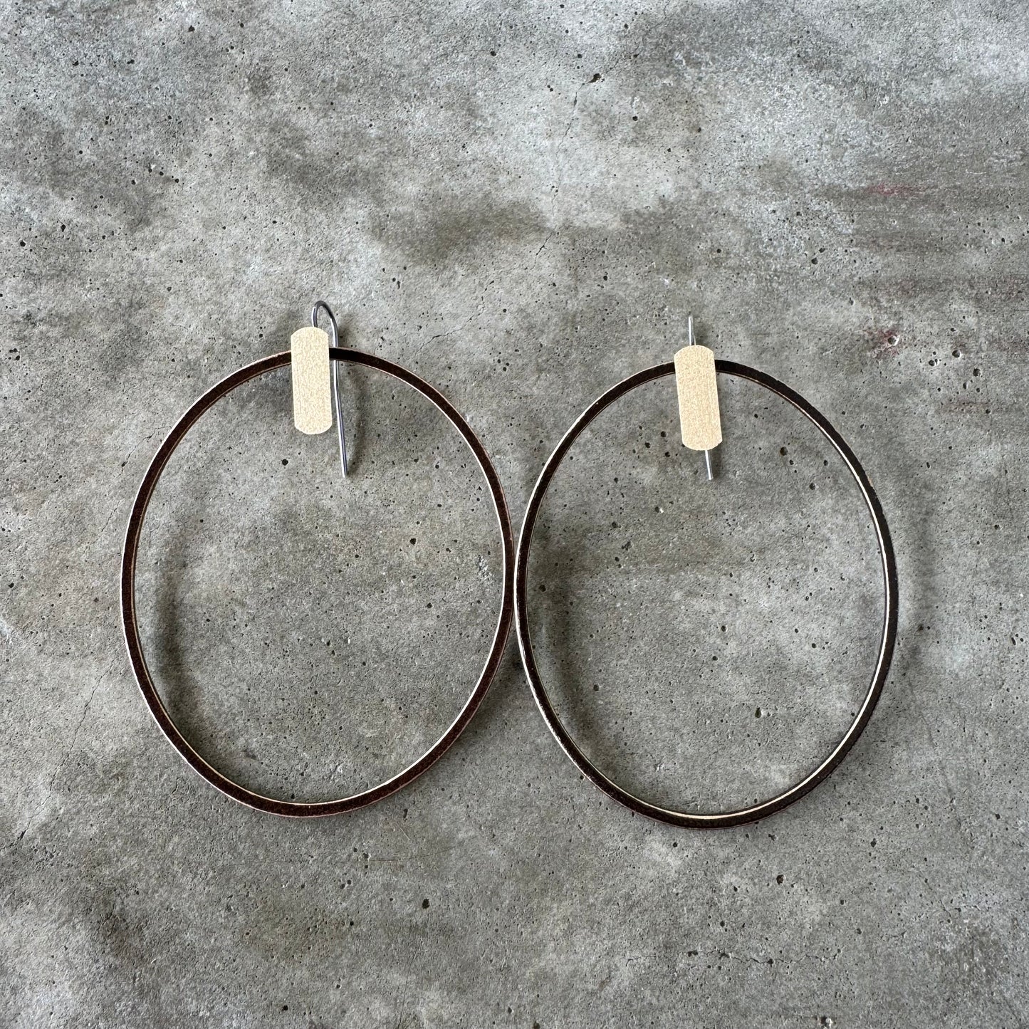 Brown and Gold O hoops