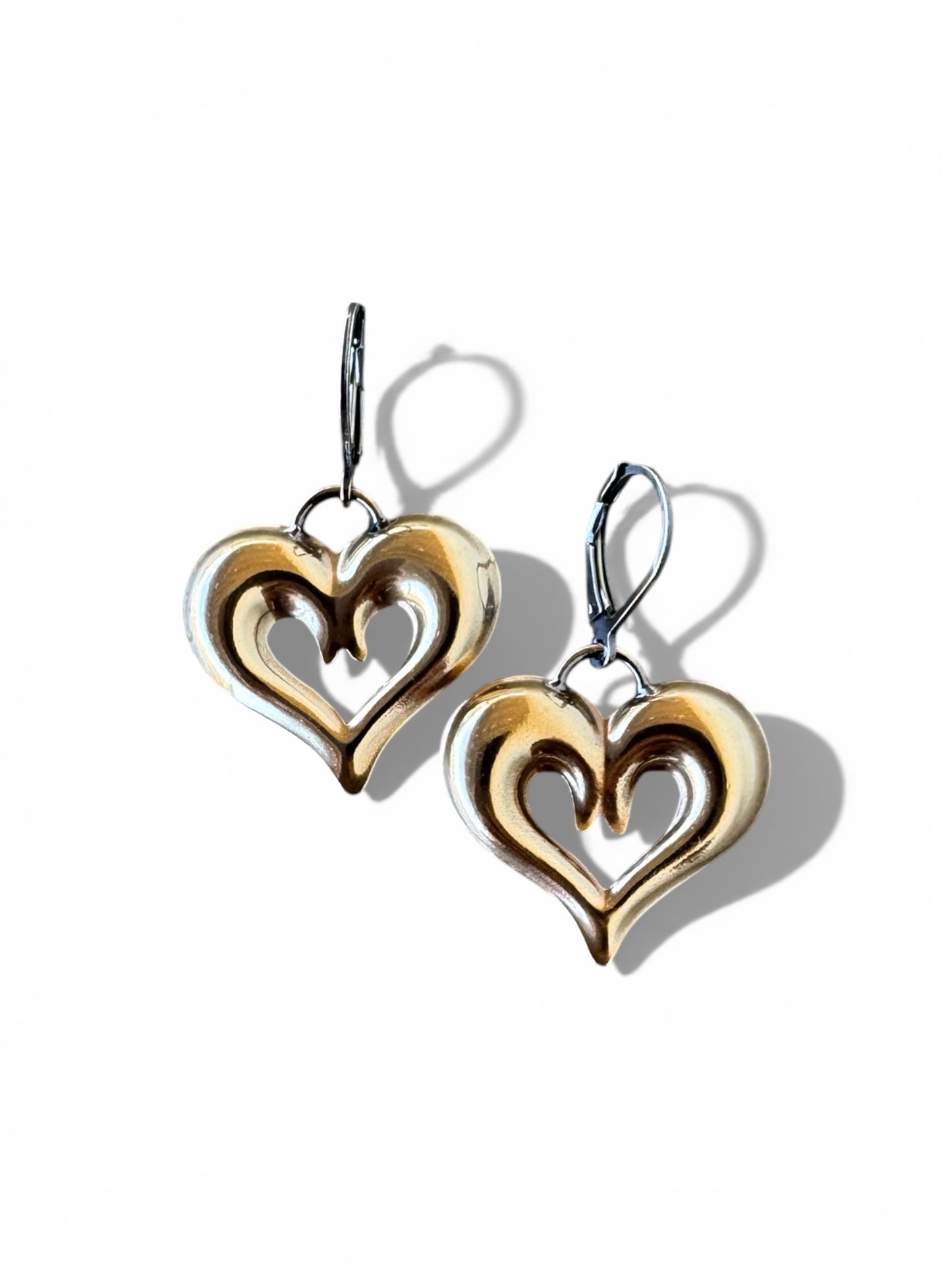 Small puffed hearts