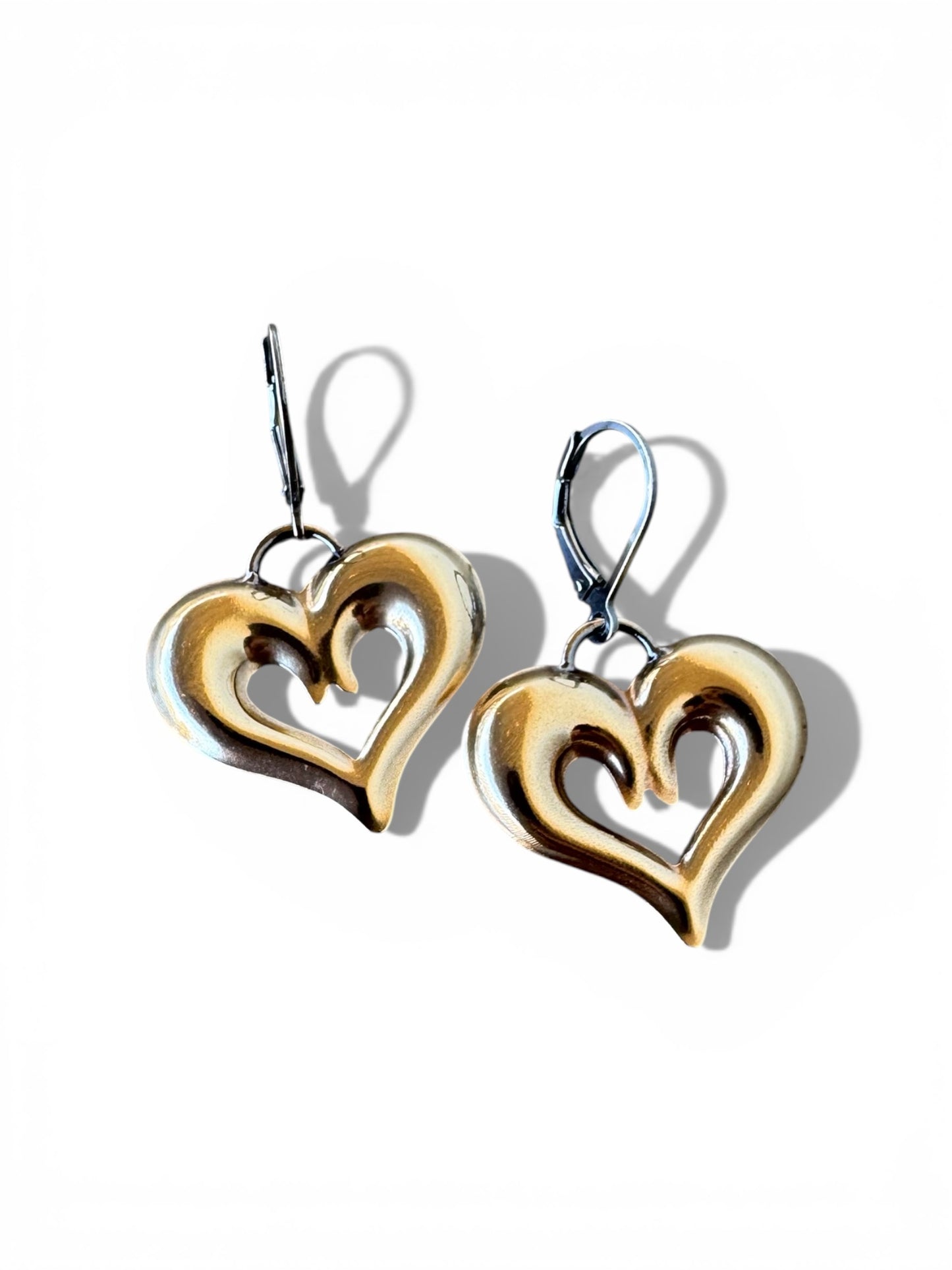 Small puffed hearts