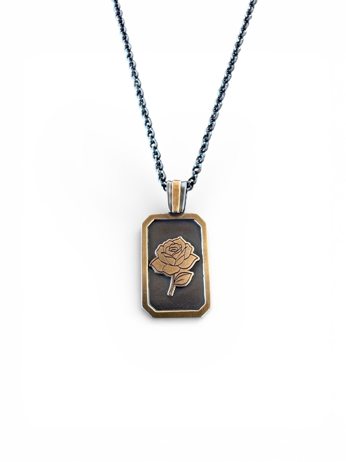 Rose signet necklace (cushion)