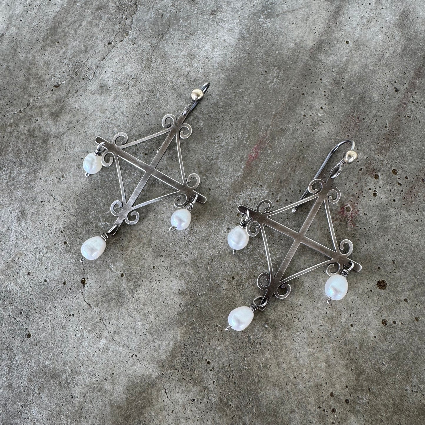 Ventana (Window) earrings