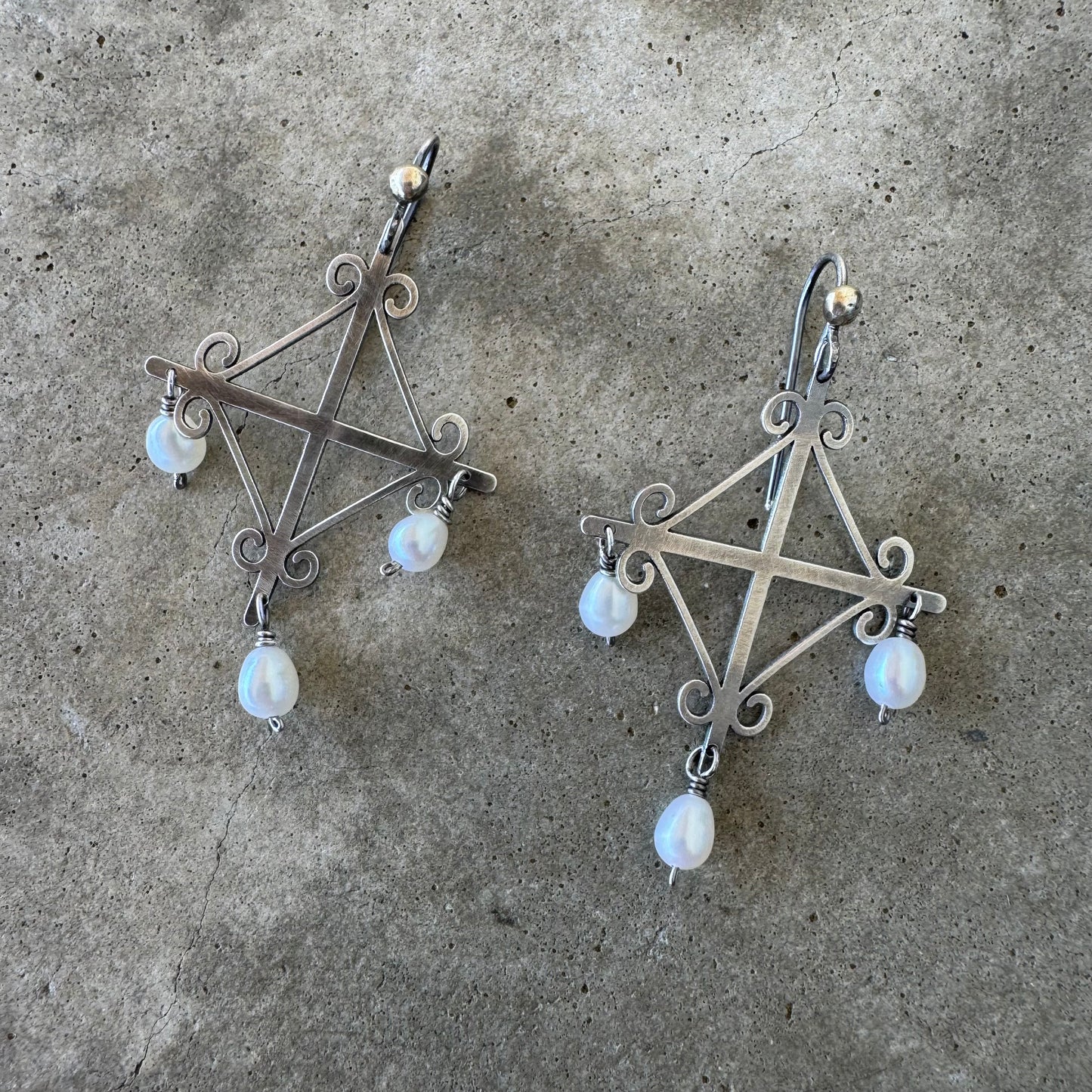 Ventana (Window) earrings