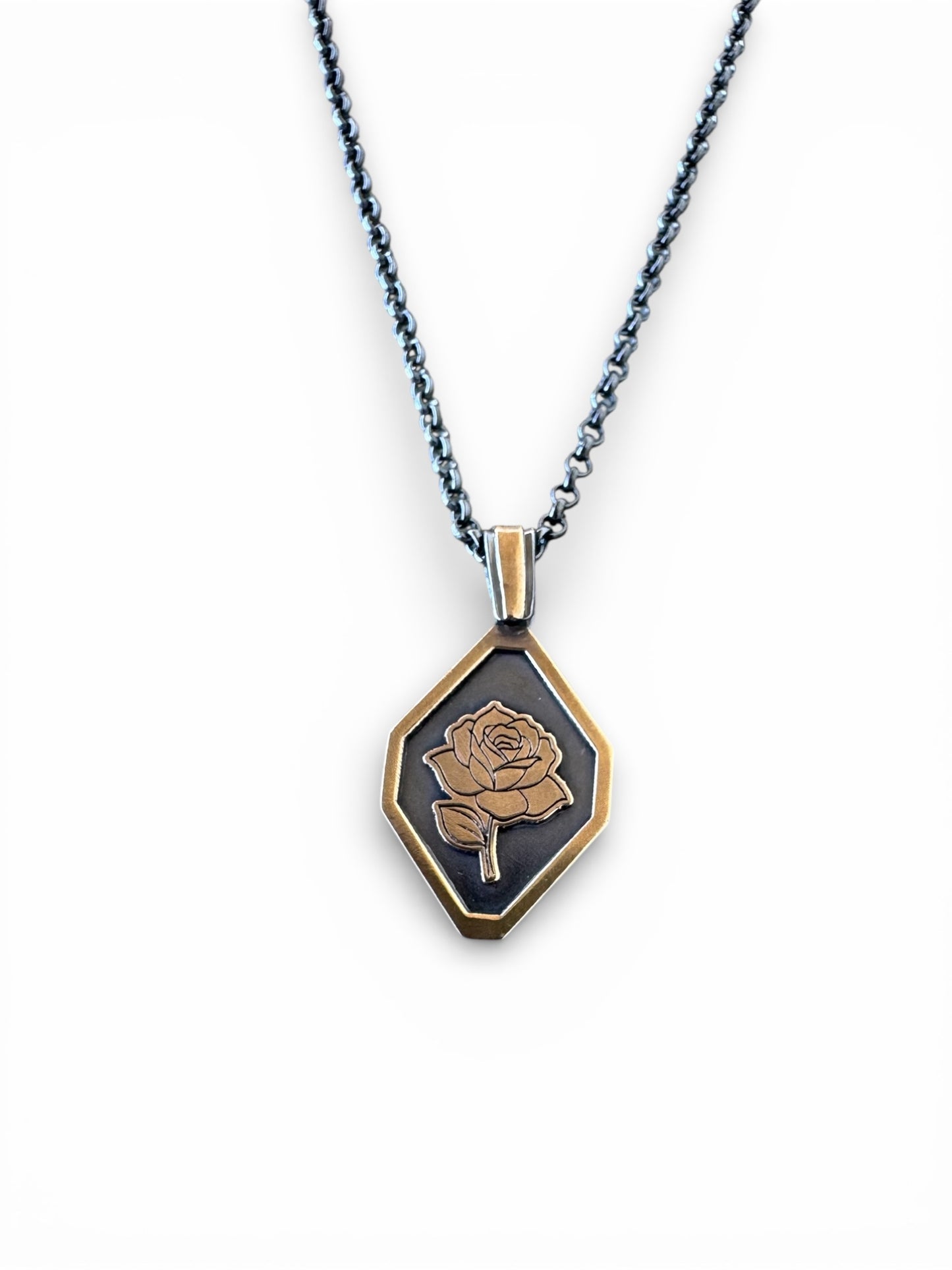 Rose signet necklace (kite)