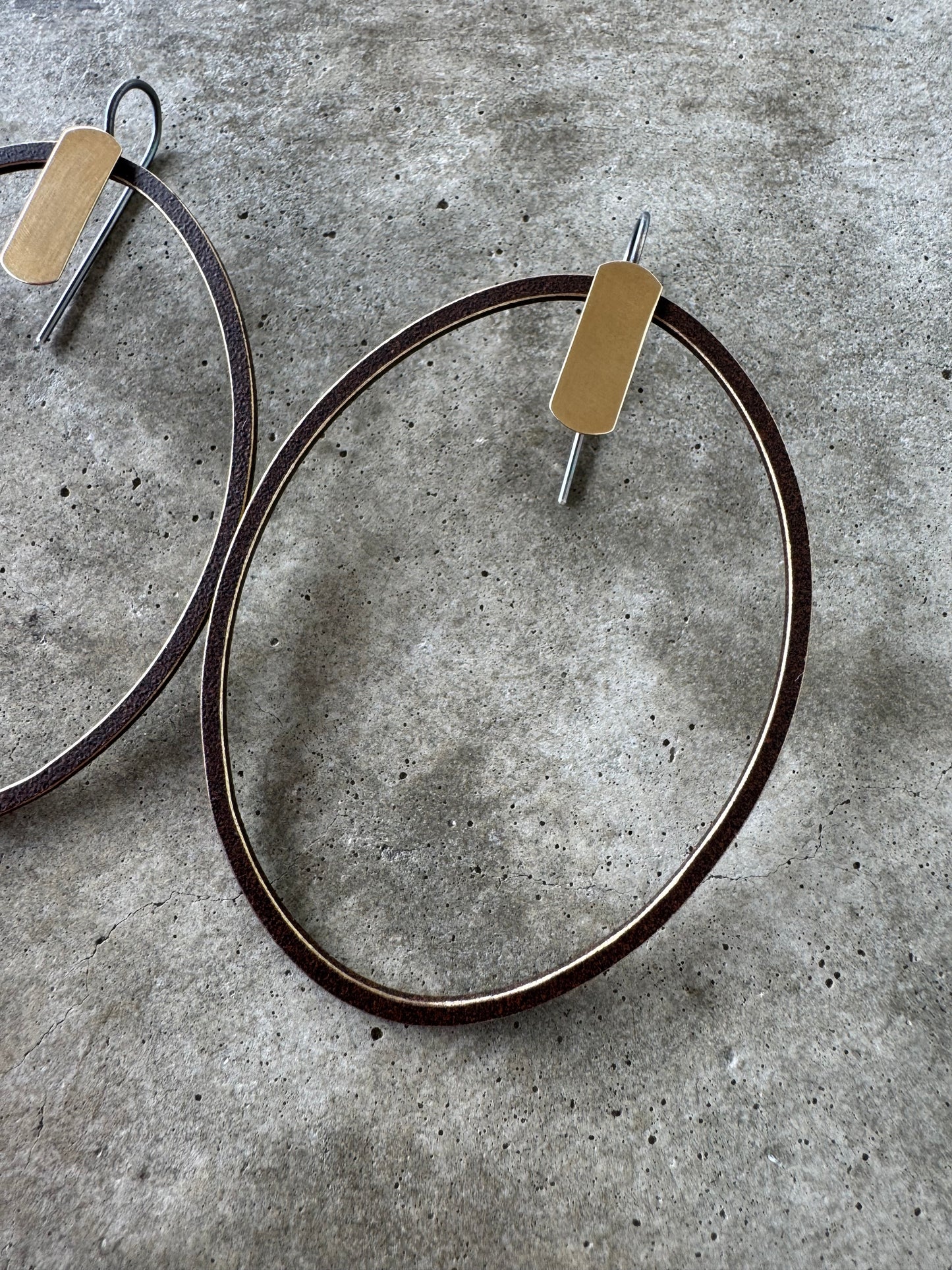 Brown and Gold O hoops