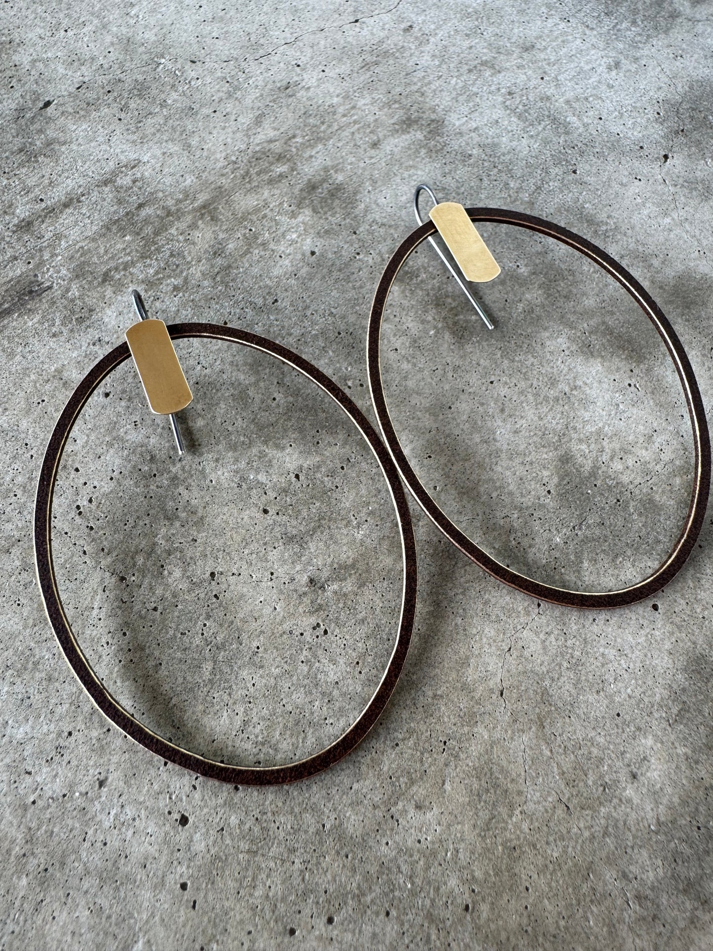 Brown and Gold O hoops