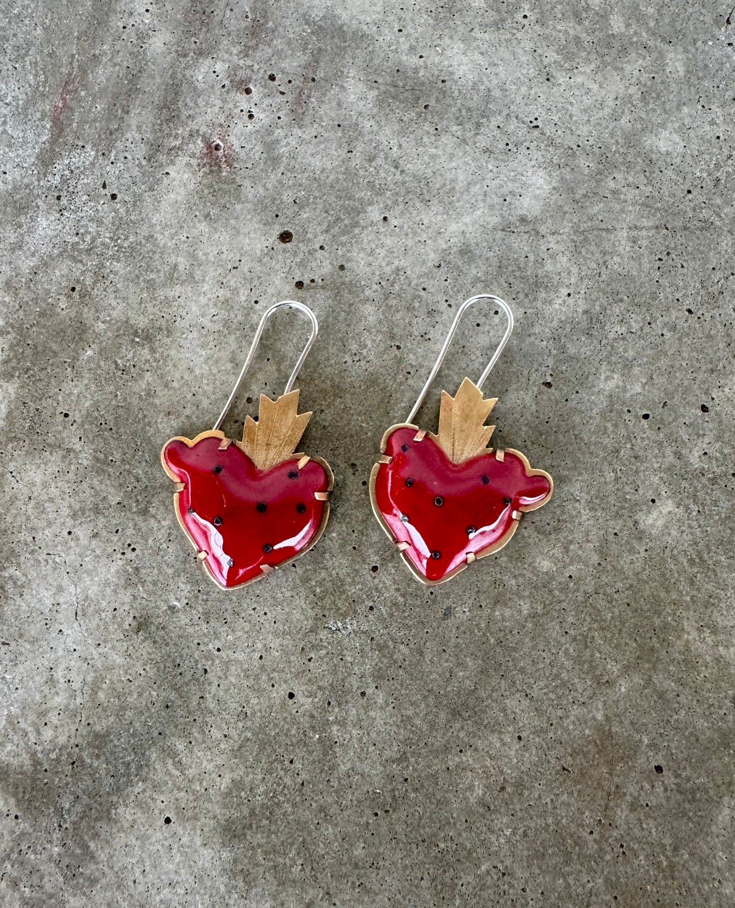 Corazon (heart) earrings